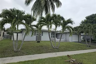 7771 NW 46th St, Lauderhill, FL 33351 - Photo 2