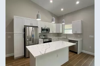 117-119 Meadow Road, Lehigh Acres, FL 33973 - Photo 2