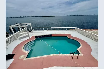 10911 N Bayshore Dr #0, Miami, FL 33161 - Photo 20