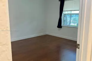 8992 NW 53rd St, Sunrise, FL 33351 - Photo 20