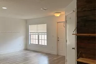 8992 NW 53rd St, Sunrise, FL 33351 - Photo 4