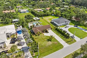 14040 SW 14th St, Davie, FL 33325 - Photo 2