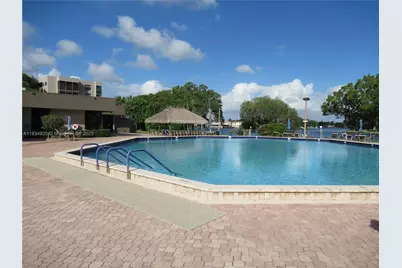 1101 Colony Point Cir #206, Pembroke Pines, FL 33026 - Photo 34