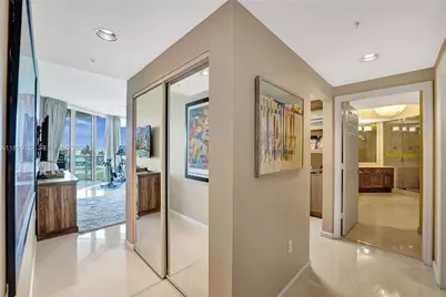 6051 N Ocean Dr #404, Hollywood, FL 33019 - Photo 18