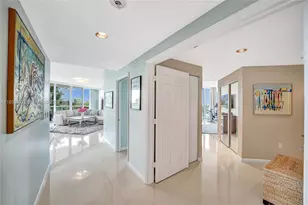 6051 N Ocean Dr, Hollywood, FL 33019 - Photo 16