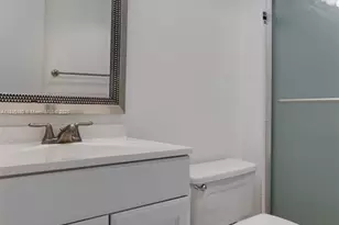 3701 N Country Club Dr, Aventura, FL 33180 - Photo 18