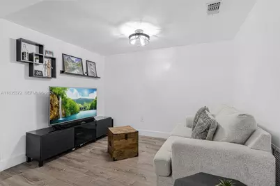 11532 SW 148th Path, Miami, FL 33196 - Photo 8