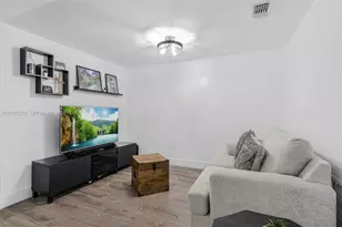 11532 SW 148th Path, Miami, FL 33196 - Photo 8