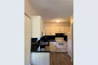 159 NW 70th St #610, Boca Raton, FL 33487 - Photo 4