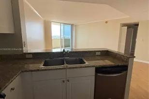 19501 W Country Club Dr, Aventura, FL 33180 - Photo 6