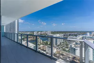 4111 S Ocean Dr, Hollywood, FL 33019 - Photo 14