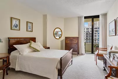 520 Brickell Key Dr #A1404, Miami, FL 33131 - Photo 12