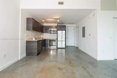 151 SE 1st St #2205, Miami, FL 33131 - Photo 26