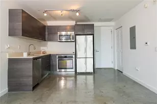 151 SE 1st St, Miami, FL 33131 - Photo 8