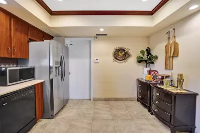 11000 NW 20th St, Pembroke Pines, FL 33026 - Photo 18