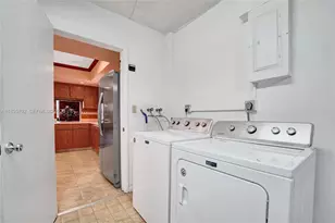 11000 NW 20th St, Pembroke Pines, FL 33026 - Photo 46