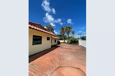 5550 SW 87th Ave, Miami, FL 33165 - Photo 6