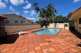 5550 SW 87th Ave, Miami, FL 33165 - Photo 2