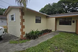 1905 SW 11th St, Fort Lauderdale, FL 33312 - Photo 2
