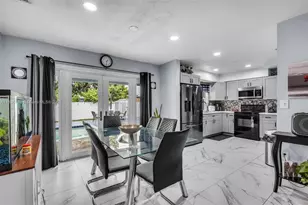 7642 Venetian St, Miramar, FL 33023 - Photo 14