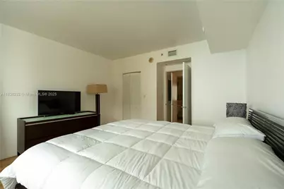 335 S Biscayne Blvd #3410, Miami, FL 33131 - Photo 30