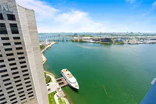 335 S Biscayne Blvd, Miami, FL 33131 - Photo 4