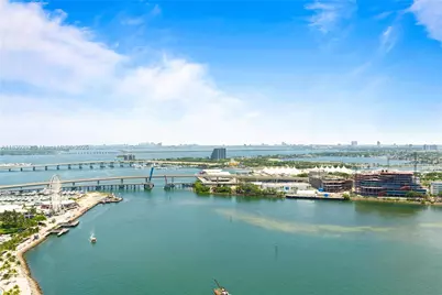 335 S Biscayne Blvd #3410, Miami, FL 33131 - Photo 2