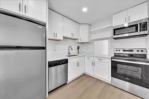 6000 NW 64th Ave, Tamarac, FL 33319 - Photo 1