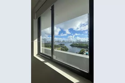 16395 Biscayne Blvd #1224, North Miami Beach, FL 33160 - Photo 2