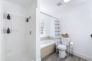 1309 SW 75th Ave, North Lauderdale, FL 33068 - Photo 14