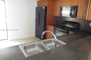 323 Ives Dairy Rd, Miami, FL 33179 - Photo 6