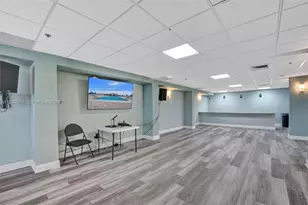 1201 S Ocean Dr, Hollywood, FL 33019 - Photo 36