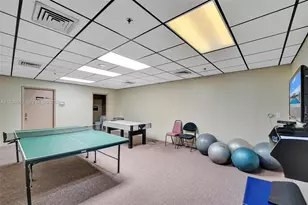 1201 S Ocean Dr, Hollywood, FL 33019 - Photo 30