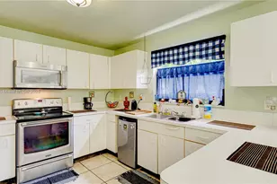 8740 SW 214th Terrace, Cutler Bay, FL 33189 - Photo 20