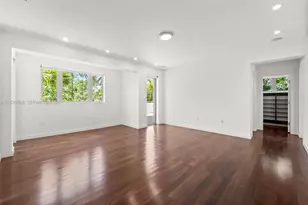 5625 N Bay Rd, Miami Beach, FL 33140 - Photo 12