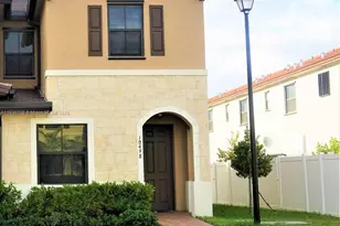 10498 W 33rd Way, Hialeah, FL 33018 - Photo 1