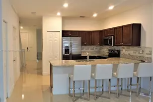 10498 W 33rd Way, Hialeah, FL 33018 - Photo 10