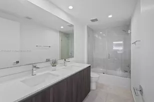 488 NE 18th St, Miami, FL 33132 - Photo 12