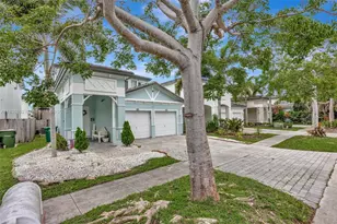 216 NE 36th Terrace, Homestead, FL 33033 - Photo 2