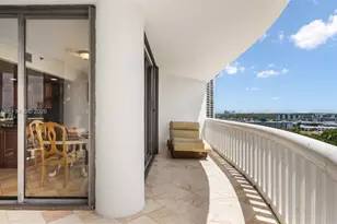 3000 Island Blvd, Aventura, FL 33160 - Photo 66