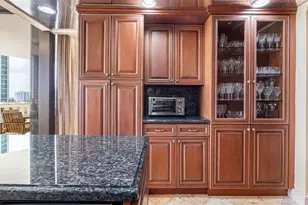 3000 Island Blvd, Aventura, FL 33160 - Photo 54
