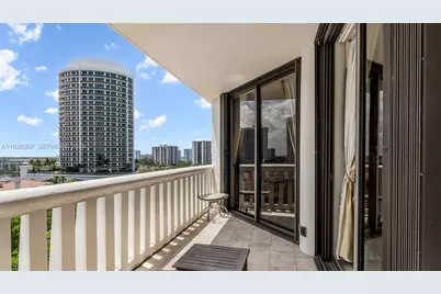 3000 Island Blvd #1103, Aventura, FL 33160 - Photo 42