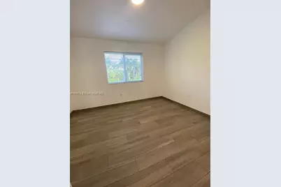 935 NE 34th Ave #202, Homestead, FL 33033 - Photo 10