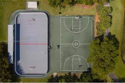 934 Gulfstream Ct, Weston, FL 33327 - Photo 68