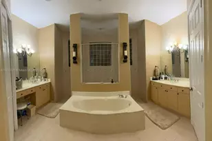 934 Gulfstream Ct, Weston, FL 33327 - Photo 46