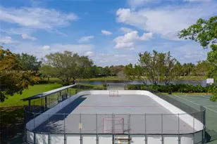 934 Gulfstream Ct, Weston, FL 33327 - Photo 72