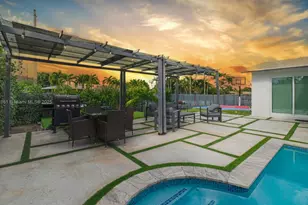 10010 SW 162nd St, Miami, FL 33157 - Photo 4