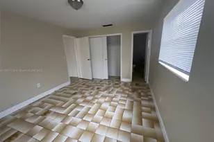 8361 NW 28th Pl, Sunrise, FL 33322 - Photo 12