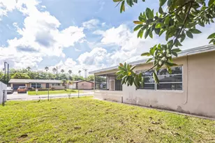 8361 NW 28th Pl, Sunrise, FL 33322 - Photo 32