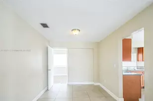 8361 NW 28th Pl, Sunrise, FL 33322 - Photo 16